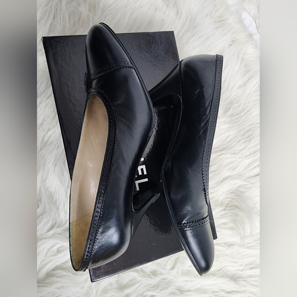 Auth Vintage 80s Chanel pump with patent - Picture 7 of 13